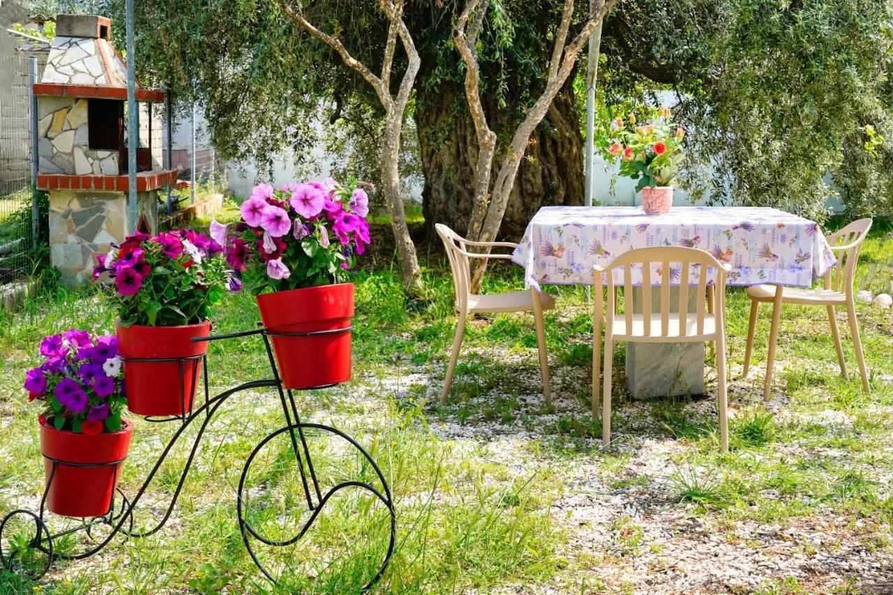Olivento Beach Front Suites Potos Buitenkant foto