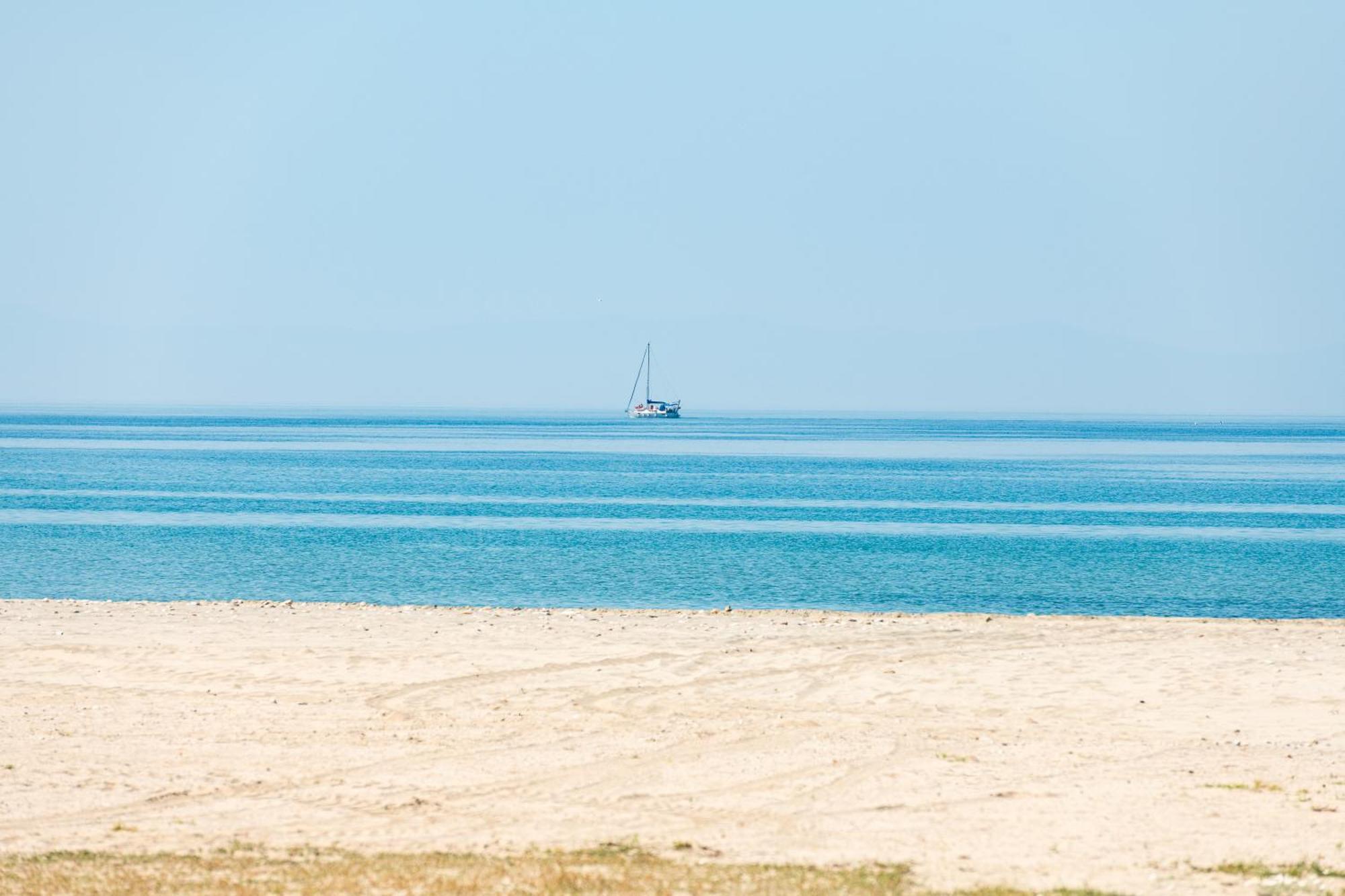 Olivento Beach Front Suites Potos Buitenkant foto